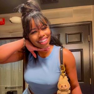 Meet your Posher, Terri